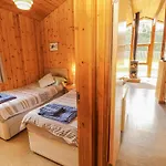 26 Dukes Meadow * Ellonby