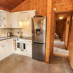 בית נופש 26 Dukes Meadow Ellonby